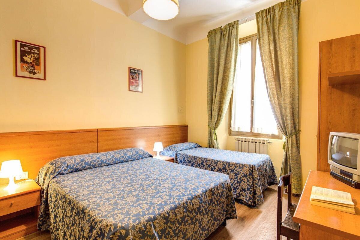 Hotel Romagna Флоренция Экстерьер фото