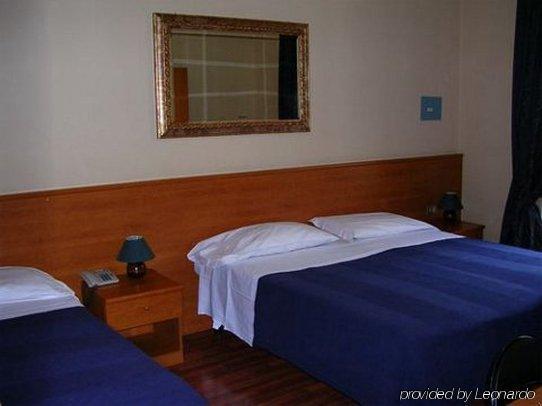Hotel Romagna Флоренция Номер фото