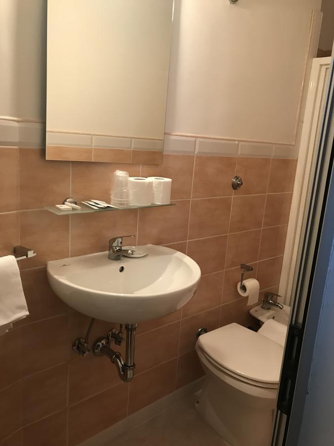 Hotel Romagna Флоренция Экстерьер фото